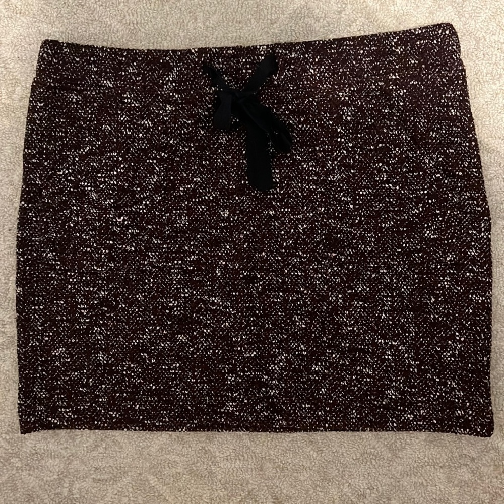 LOFT Red & Black Tweed Jogger Skirt with Elastic Waist, Pockets, and Black Bow